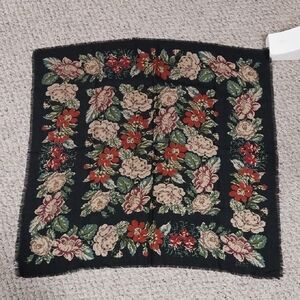 Vintage Club 7 Wool Square Fringe Scarf